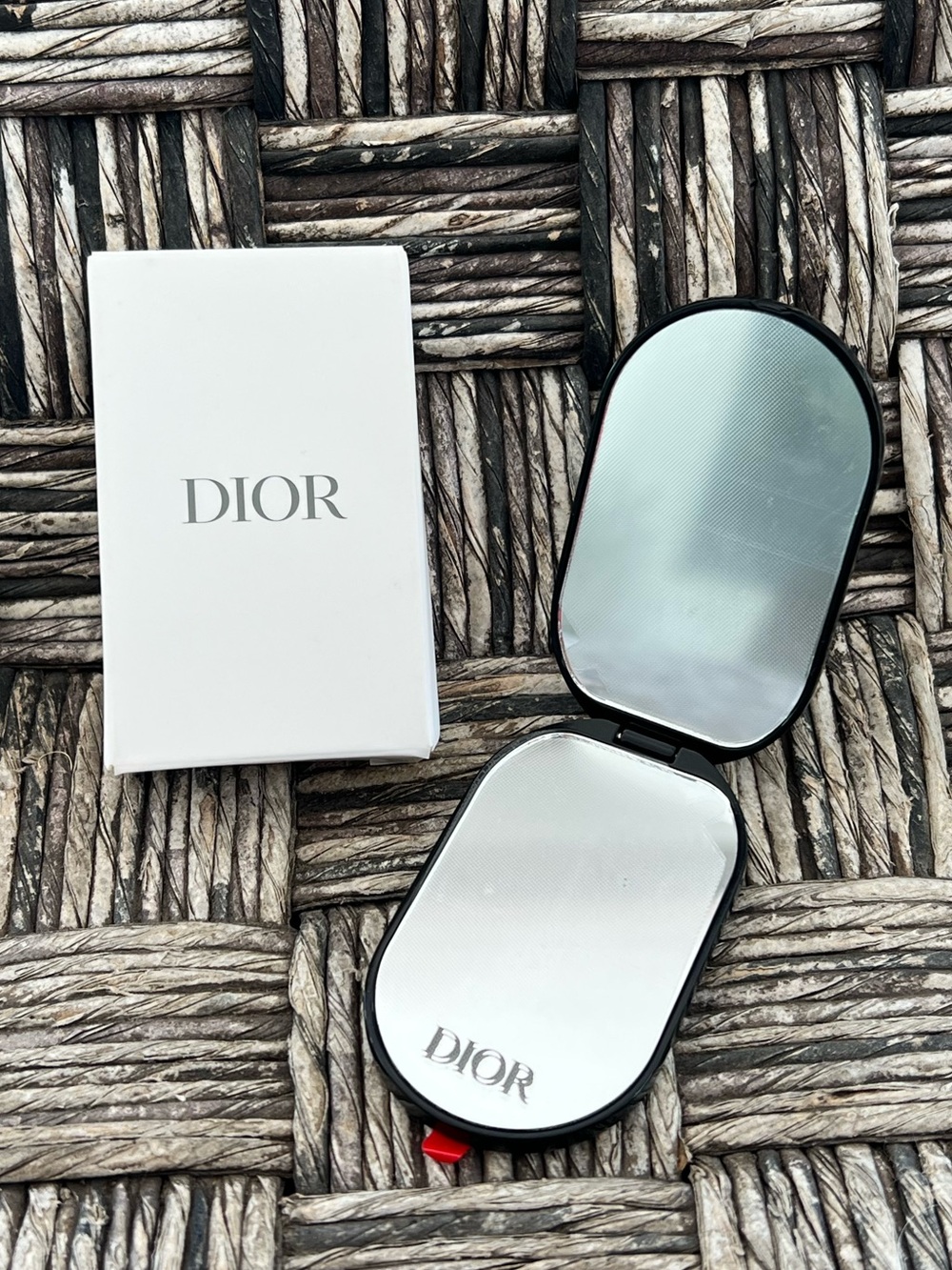 NIB Dior Beauty CD Phone Ring ✨ - Picture 4 of 6